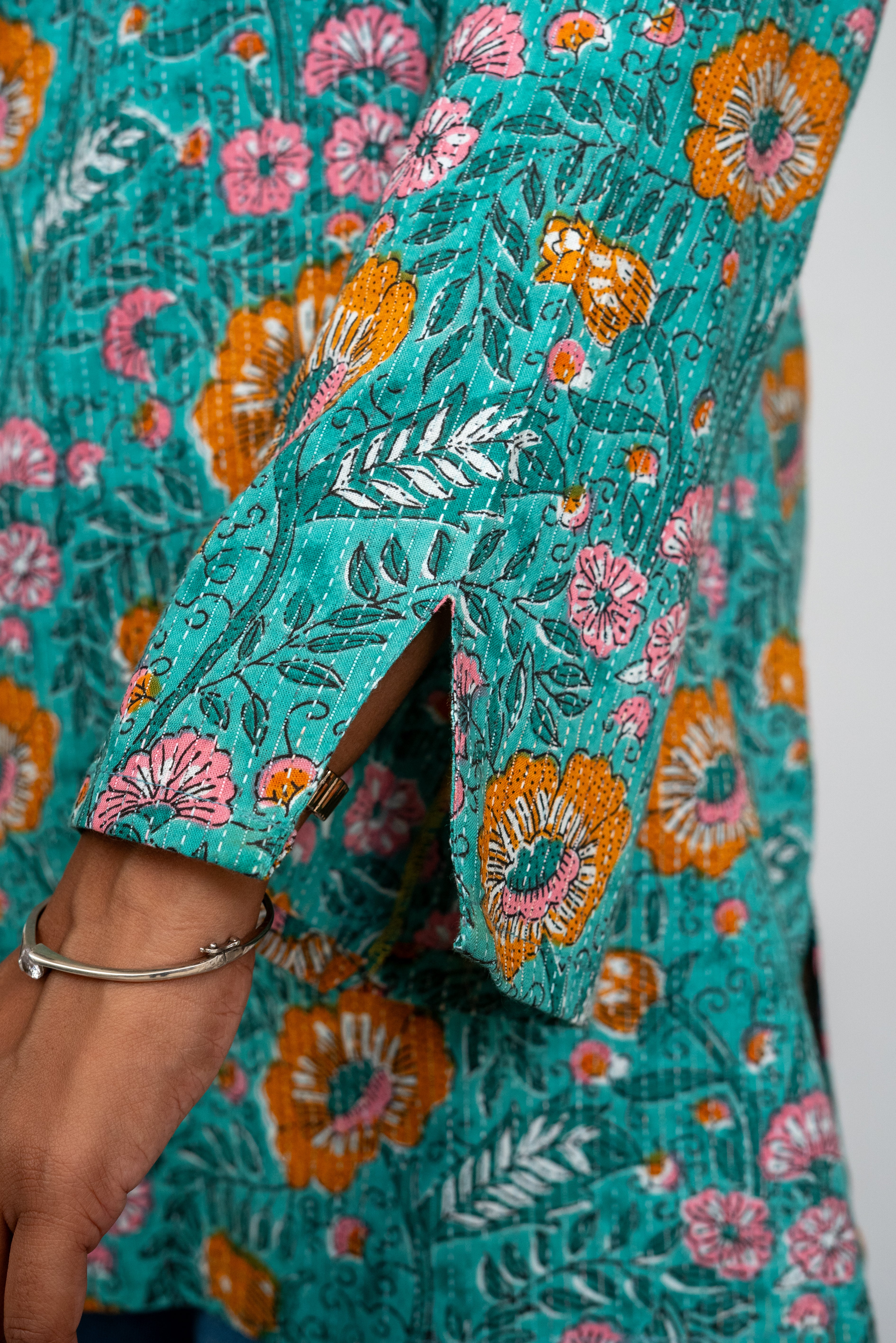 Women’s Cotton Printed Kurti Top – Green Floral Casual Ethnic Tunic with Long Sleeves