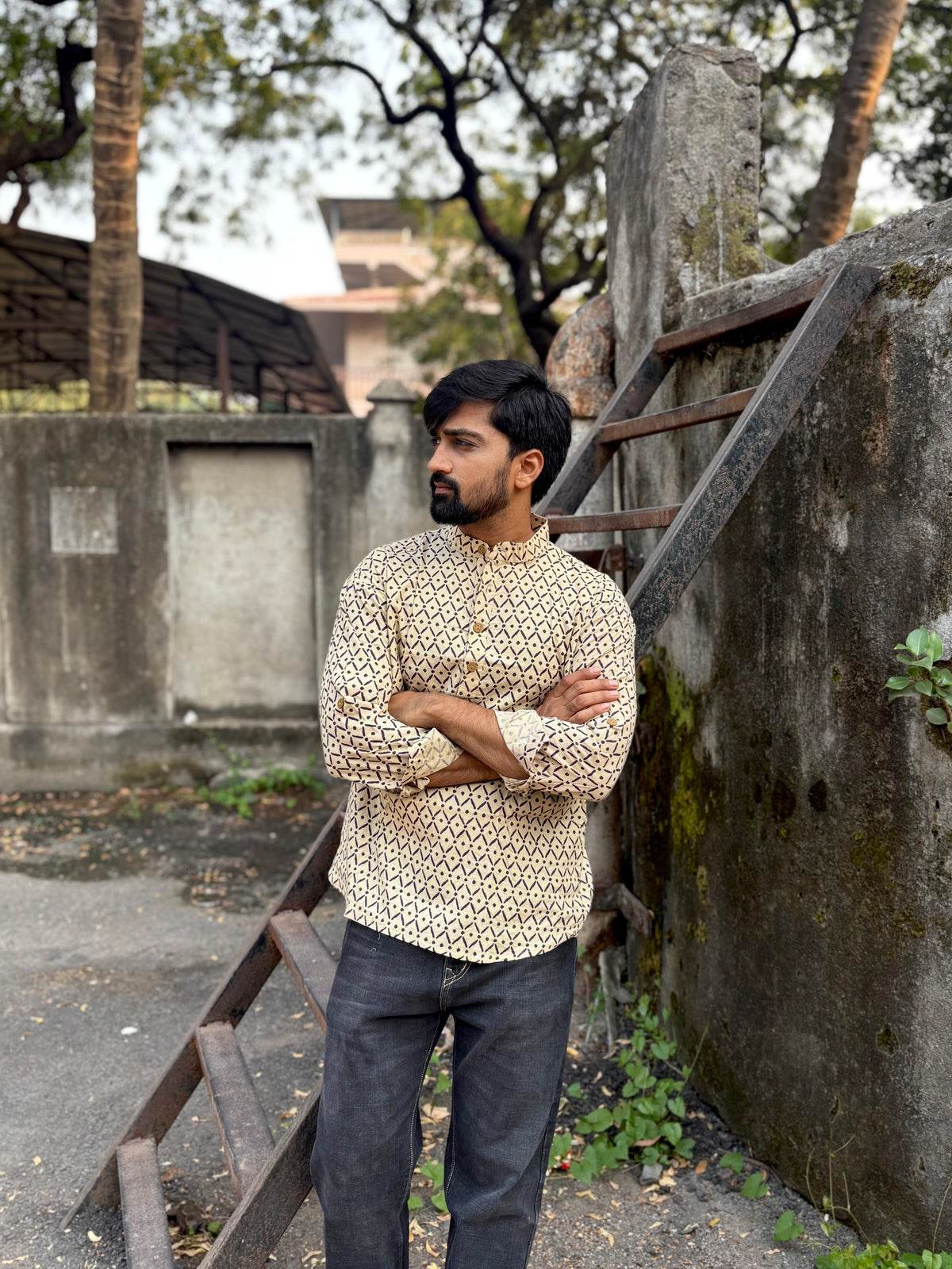 Men's Beige Geometric Printed Cotton Short Kurta | Mandarin Collar Ethnic Casual & Festive Wear