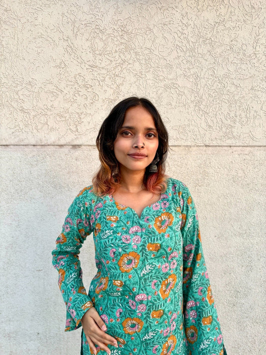 Women’s Cotton Printed Kurti Top – Green Floral Casual Ethnic Tunic with Long Sleeves