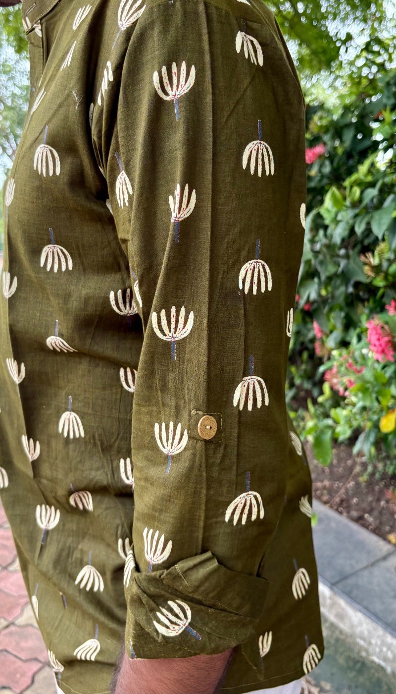 i Men's Olive Green Printed Cotton Short Kurta | Mandarin Collar Ethnic Casual & Festive Wear